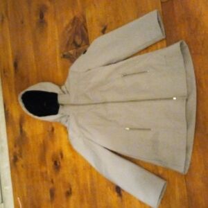 Women's  Andrew Marc detachable hooded water repellent jacket, sz LG.